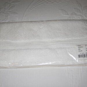 NWT Sundance Catalog White Cotton Washcloth Bath Original Package Made in Turkey